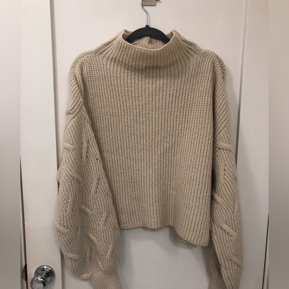 Vici Slouchy Sweater - Picture 9 of 9